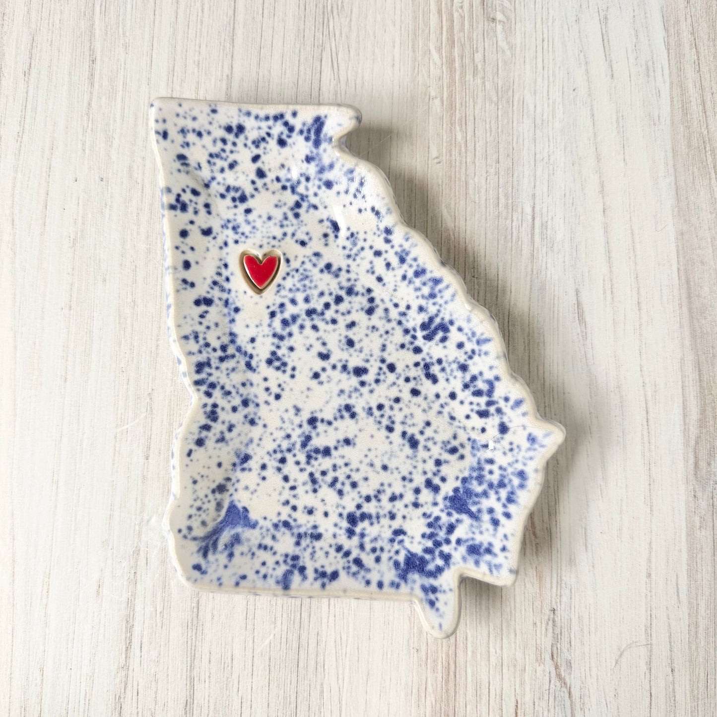 Georgia w/a heart spoon rest, blue splatterware