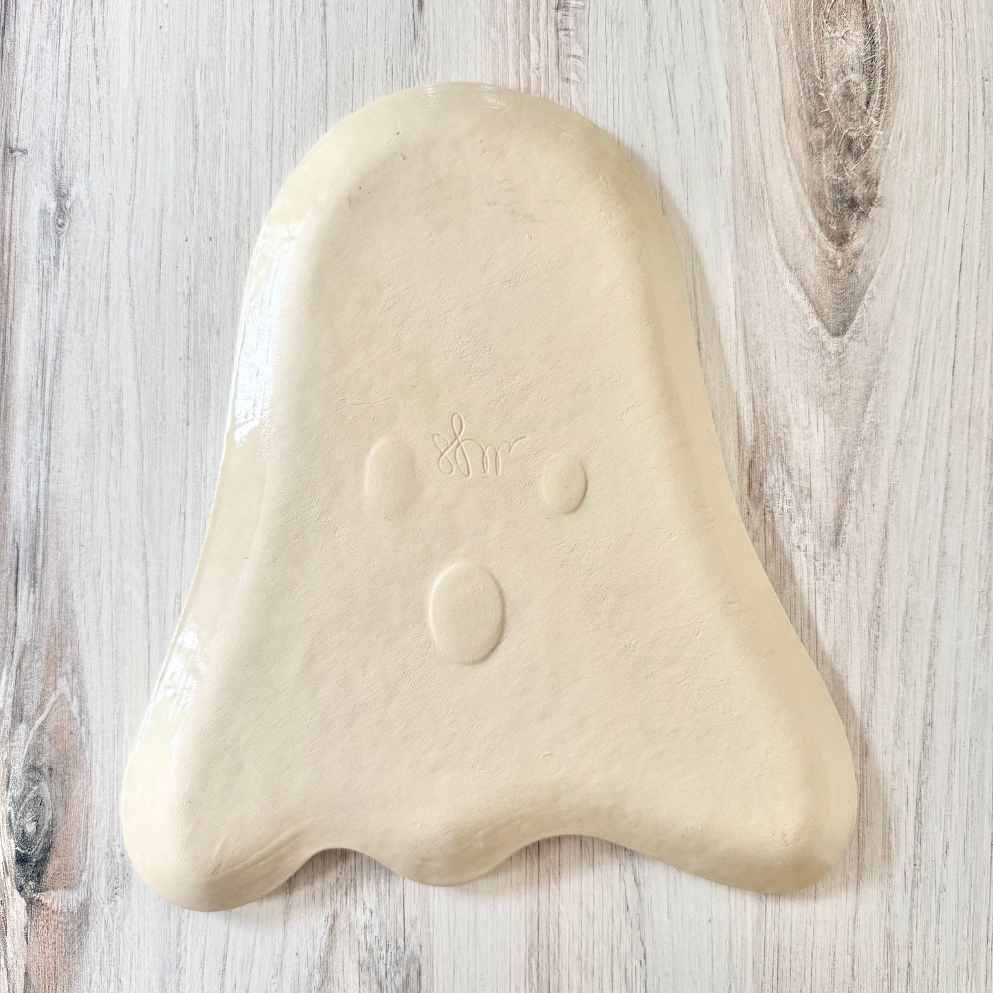 Ghost Platter, cream