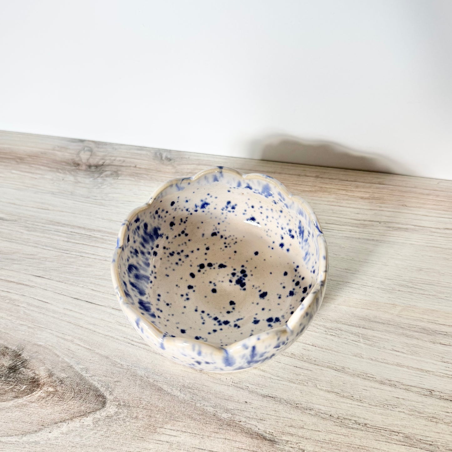 Salt bowl, blue splatterware