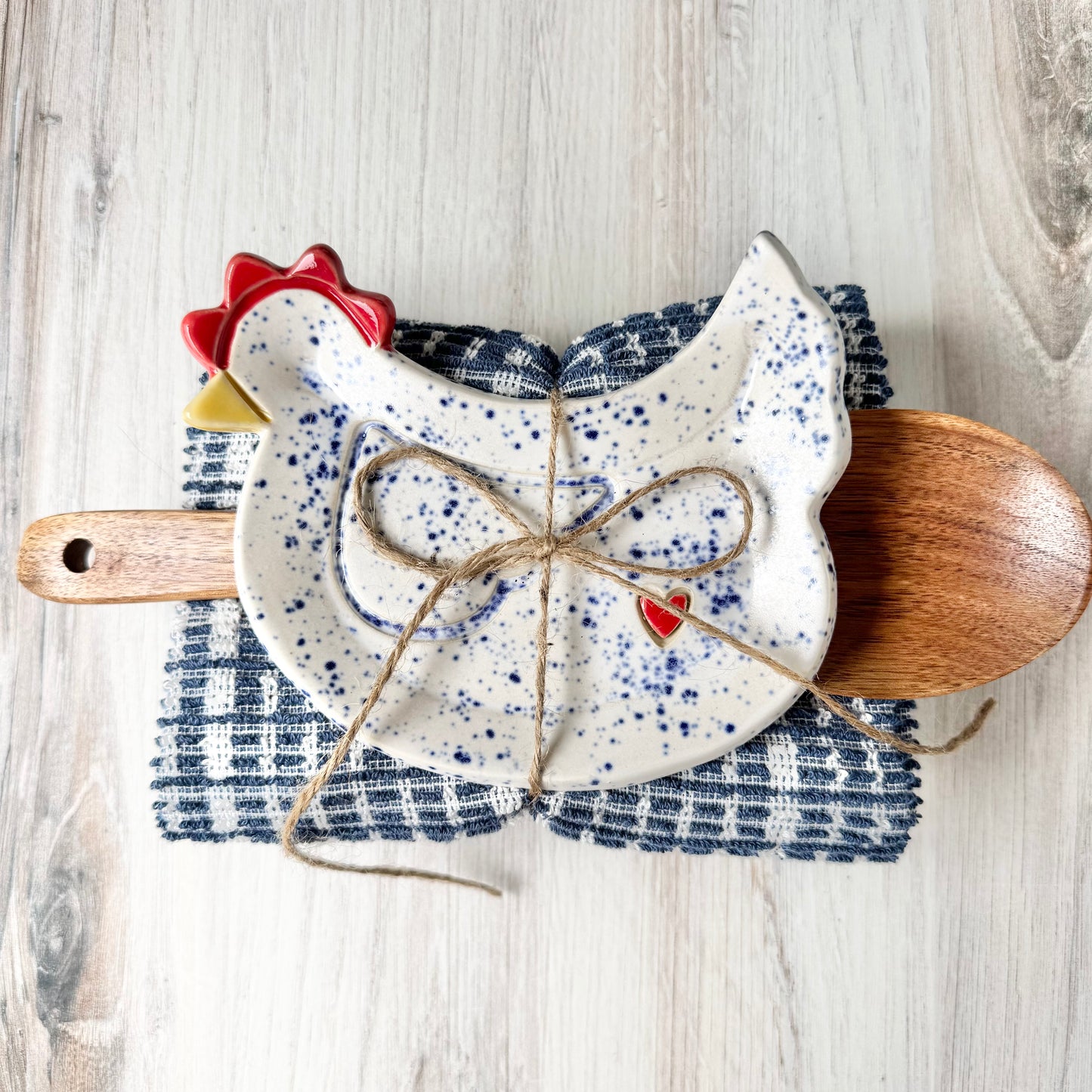 Chicken w/a heart spoon rest bundle, blue splatterware