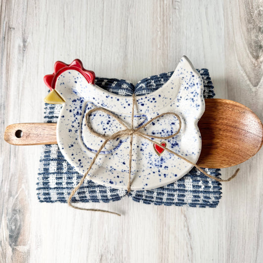 Chicken w/a heart spoon rest bundle, blue splatterware
