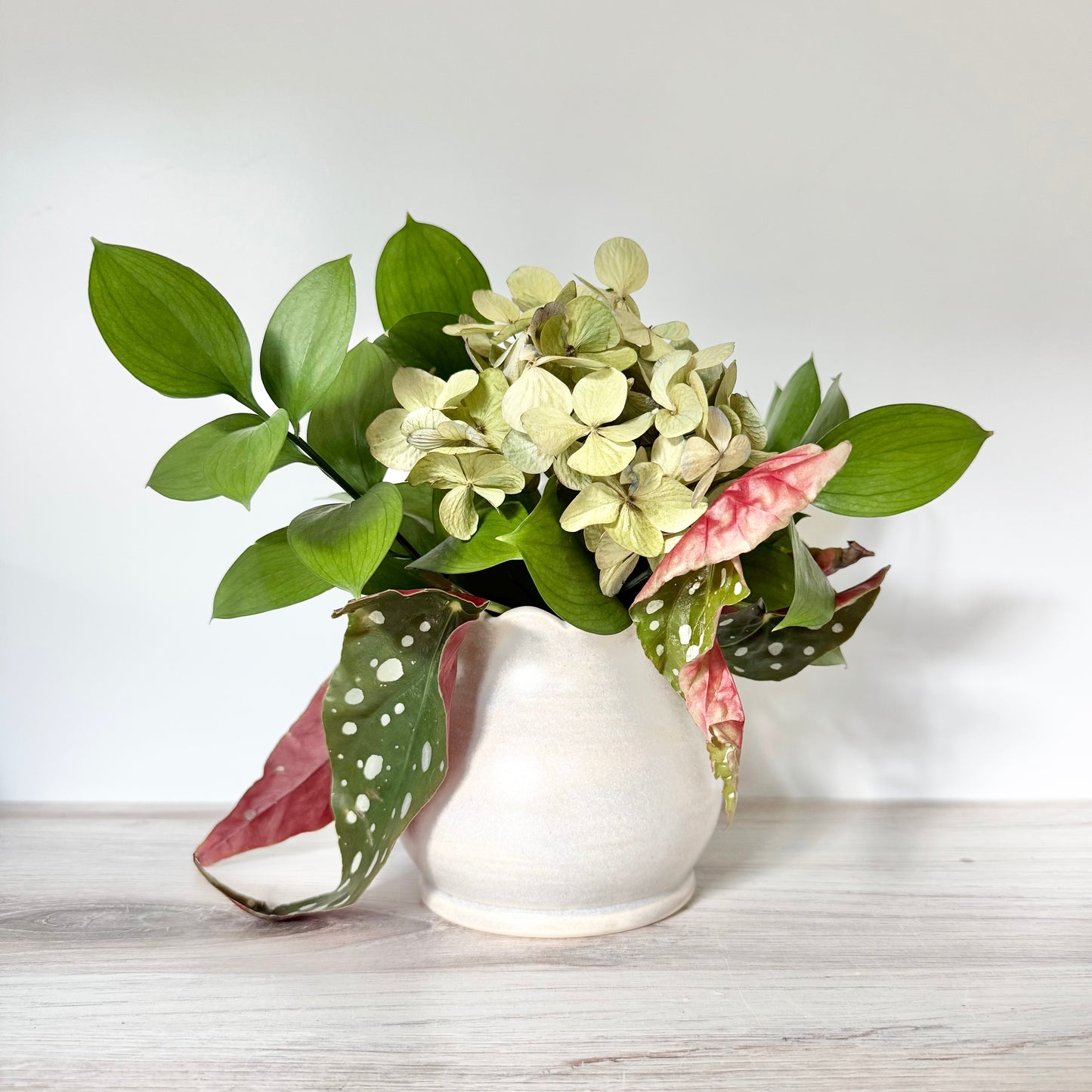 Scalloped vase, winter blue