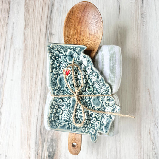 Georgia w/a heart spoon rest bundle, antique blue