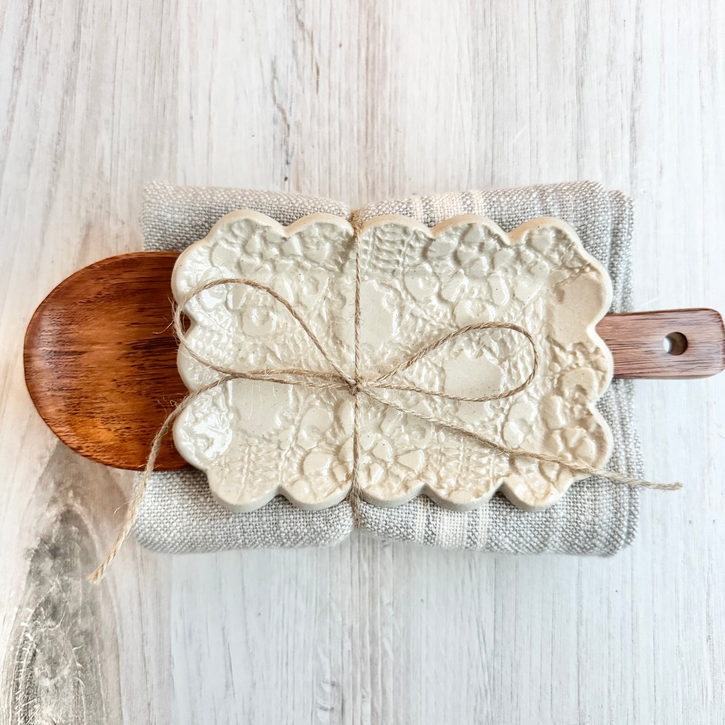 Scalloped rectangle spoon rest bundle
