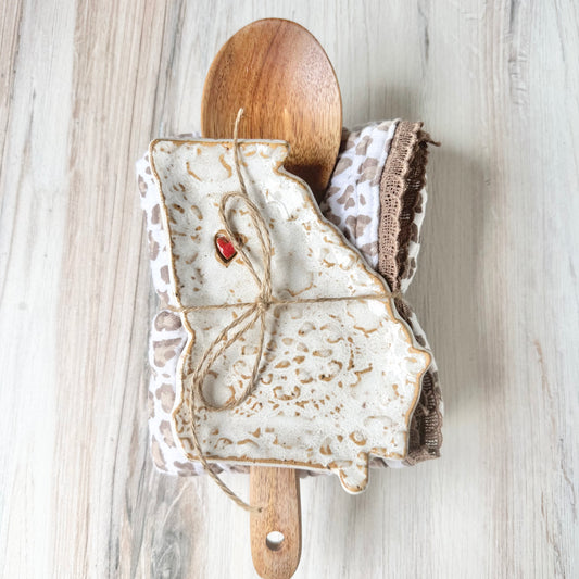 Georgia w/a heart spoon rest bundle, white on brown clay