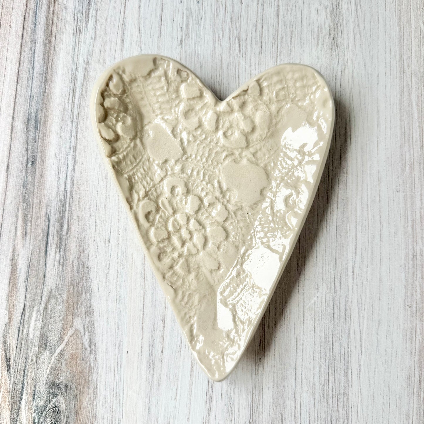 Heart spoon rest, cream