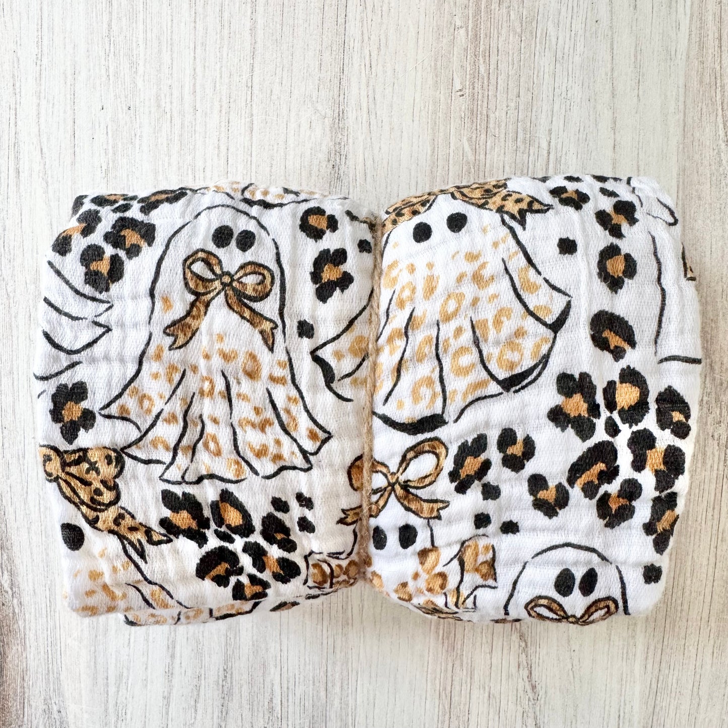 Ghost spoon rest bundle, white on brown