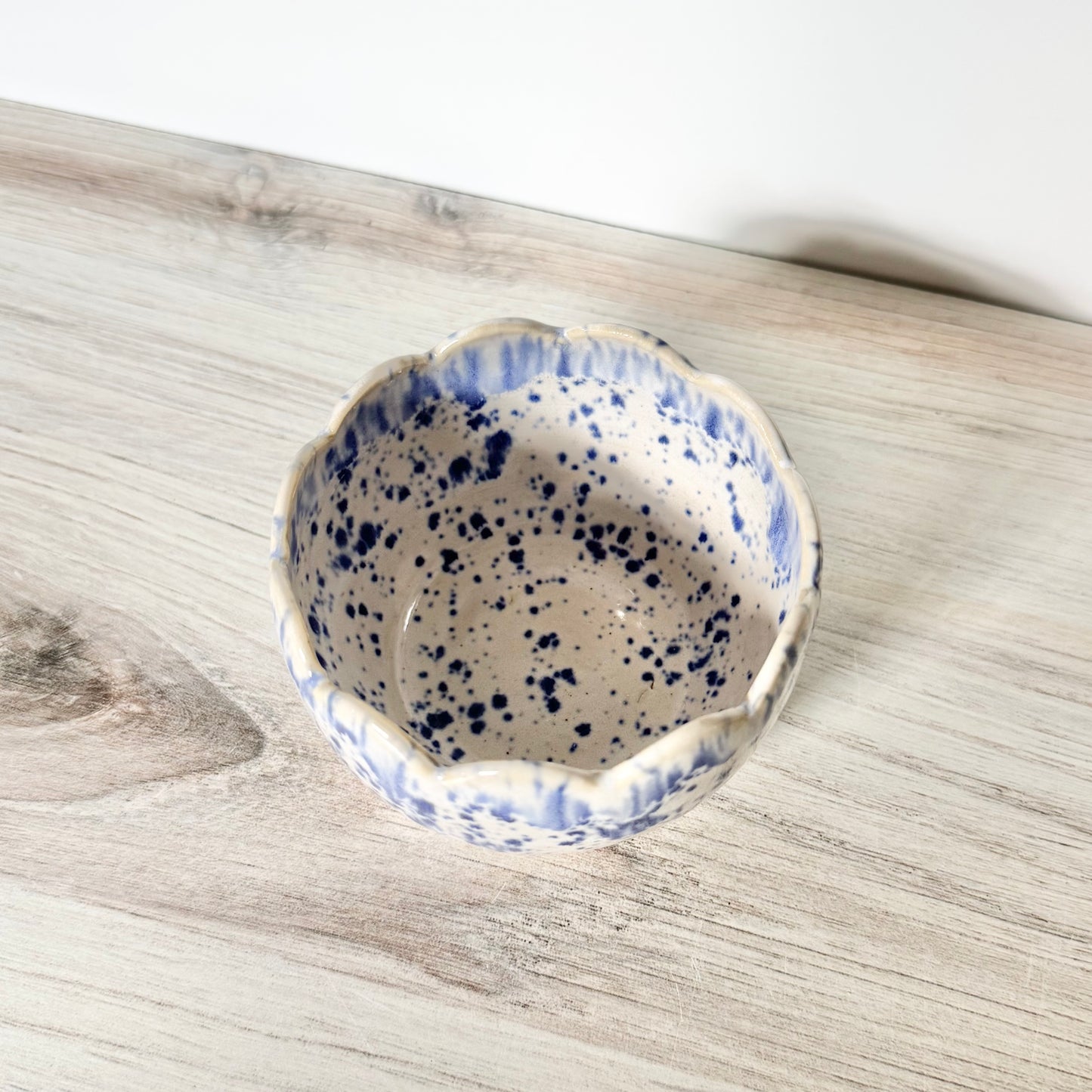 Salt bowl, blue splatterware
