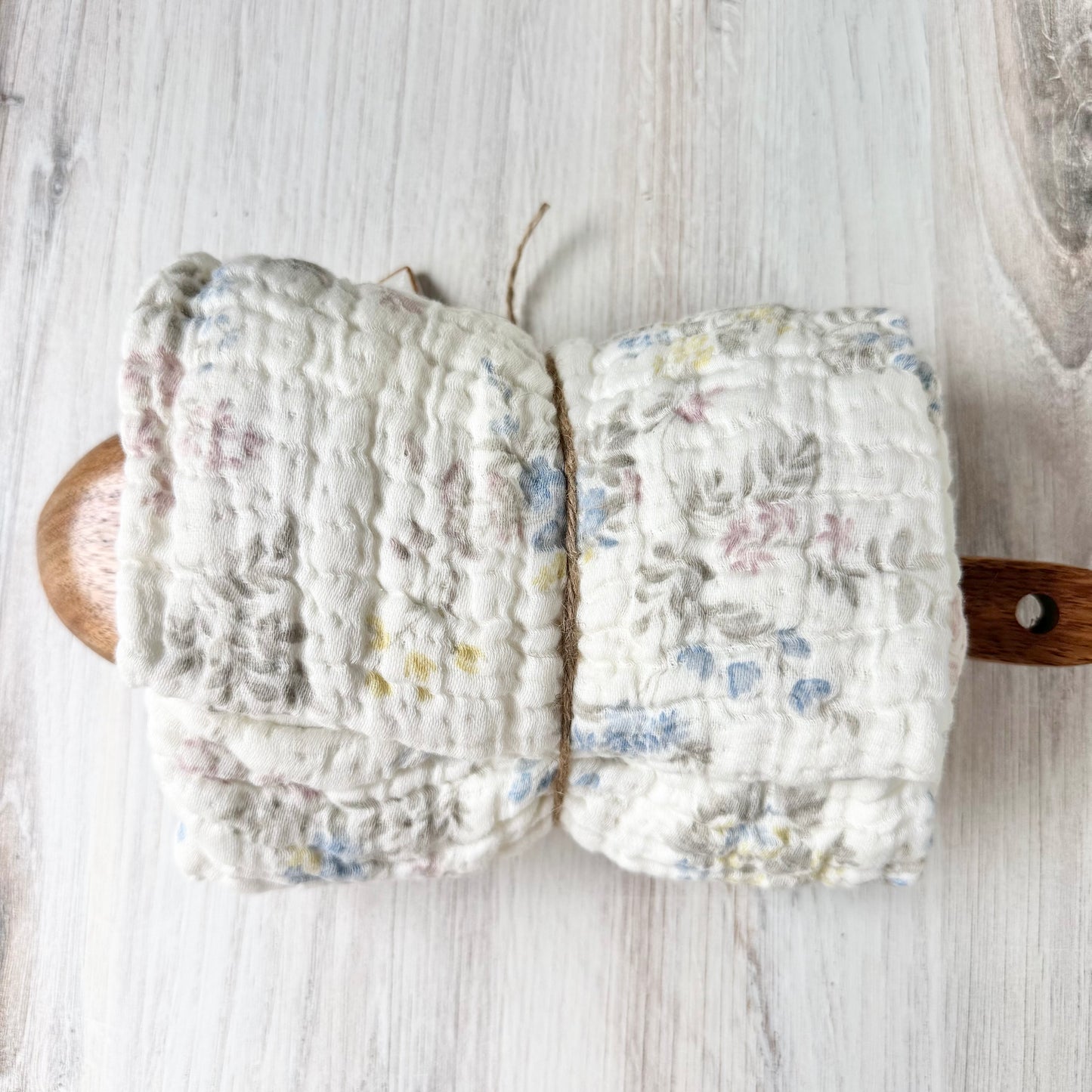 Chicken w/a heart spoon rest bundle, white on brown clay