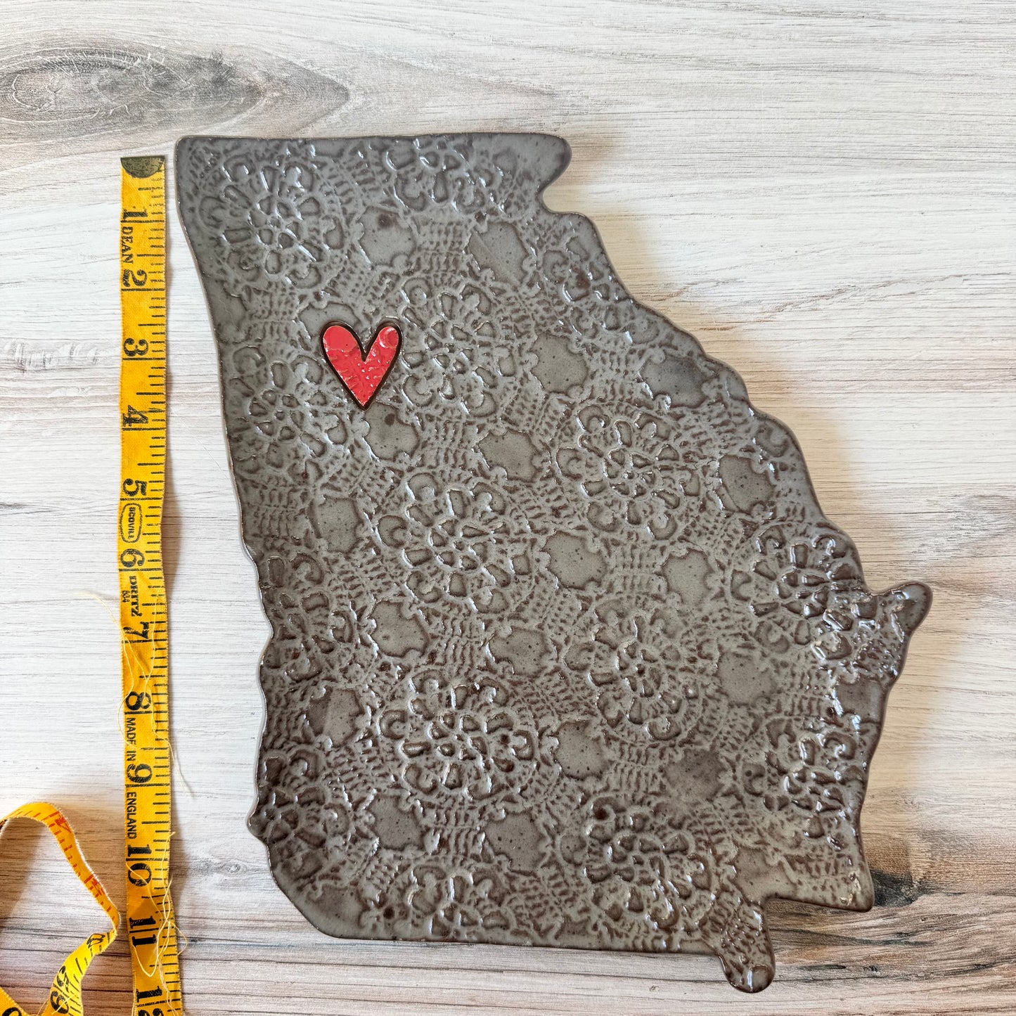 GA w/a heart platter, gray