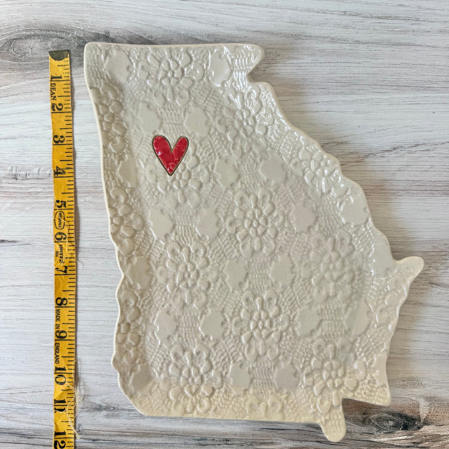 GA w/a heart platter, cream