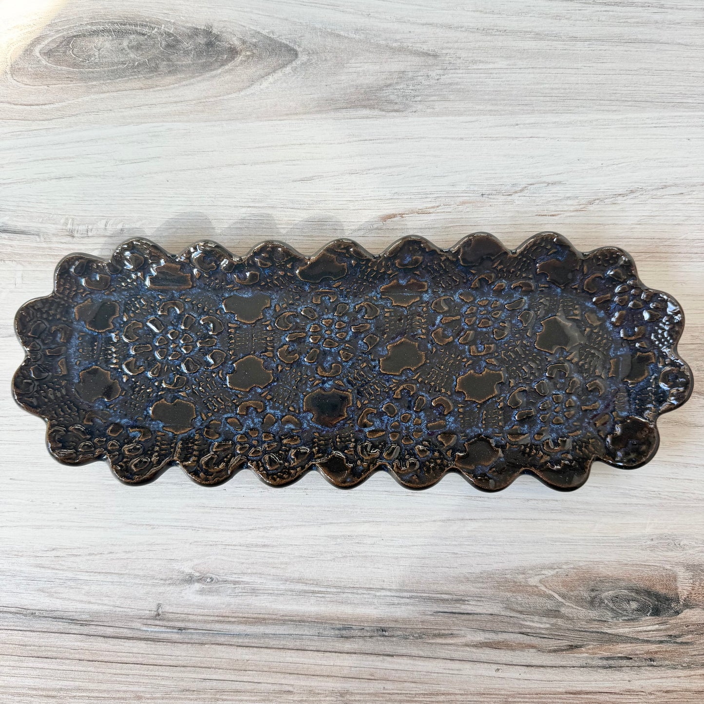 Oblong scalloped platter, deep blue